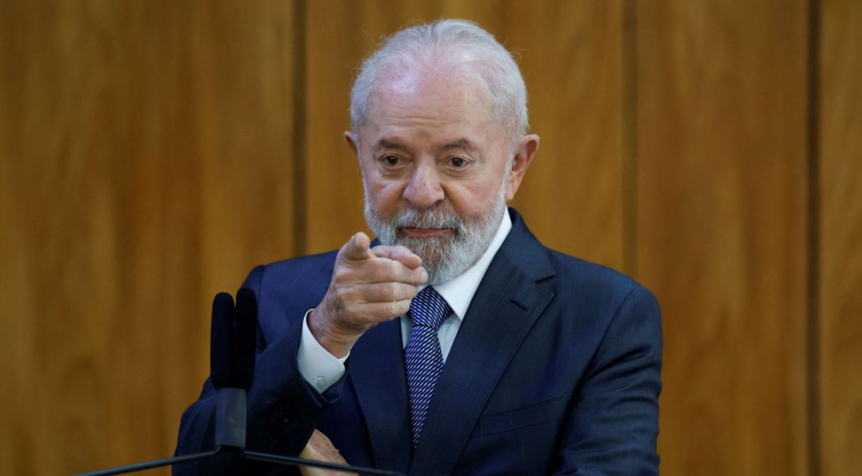 Lula vetou alguns trechos que haviam sido aprovados pelo Congresso, e manteve o benefício da saidinha para visitas dos presos a familiares