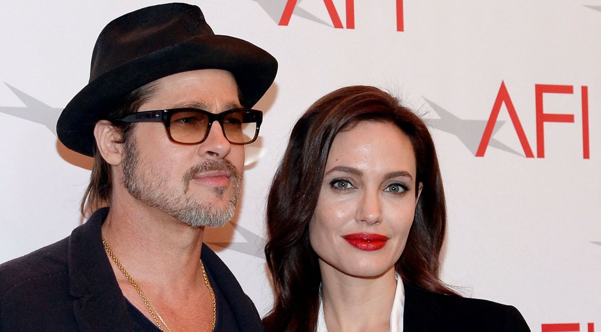 O ator Brad Pitt e a atriz Angelina Jolie em premiação em 2014