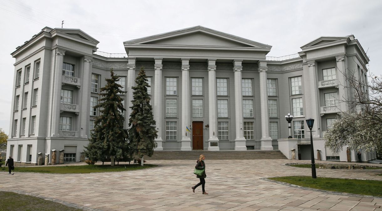 Mais de 500 itens foram entregues ao Museu Nacional da História da Ucrânia, em Kiev