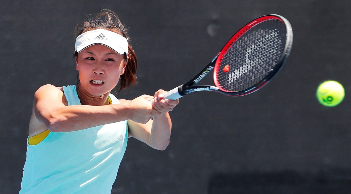 Tenista chinesa Peng Shuai treina para o Aberto da Austrália em Melbourne em 2019