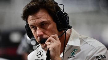 Toto Wolff e Christian Horner trocaram acusações após decisão da temporada de 2021 da Fórmula 1, que terminou com o título de Max Verstappen