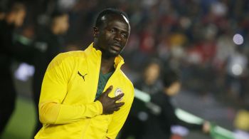 Atacante da seleção do Senegal terá de ser submetido a uma cirurgia na perna direita