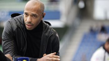 Thierry Henry falou em entrevista sobre os problemas de saúde mental que sofreu durante a carreira
