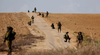 As Forças de Defesa israelenses afirmaram que edifícios desabaram sobre os soldados durante combate na segunda-feira (22)