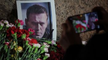 Alexei Navalny, de 47 anos, morreu nesta sexta-feira (16) durante uma caminhada na prisão onde estava encarcerado, no Ártico