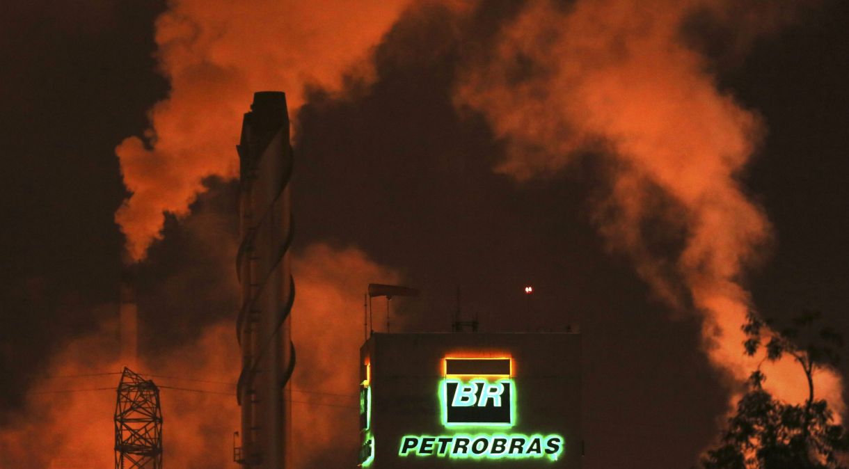 Refinaria da Petrobras em Cubatão