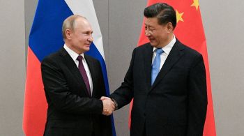 Presidentes Vladimir Putin e Xi Jinping se reuniram nesta quarta-feira (15) por videoconferência