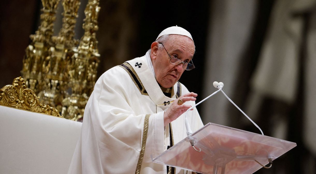Papa Francisco celebra missa no Vaticano