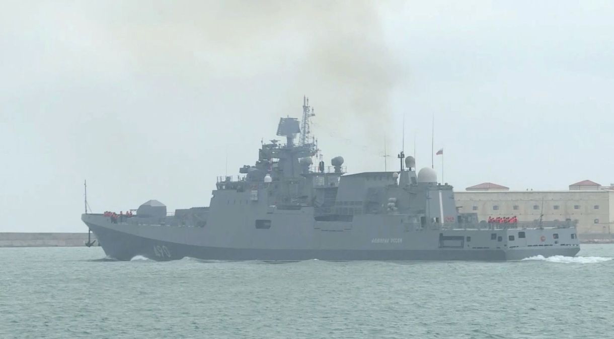 Navio de guerra russo da frota do Mar Negro durante exercício militar em Sevastopol