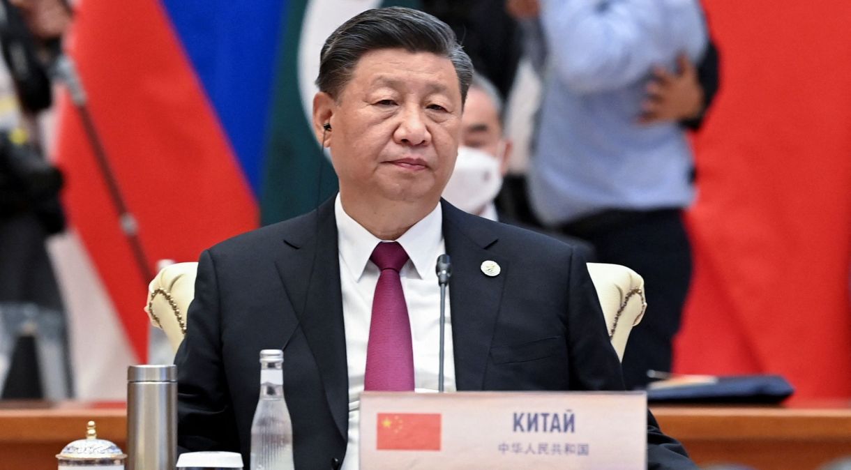Presidente da China, Xi Jinping, participa da cúpula da Organização para Cooperação de Xangai