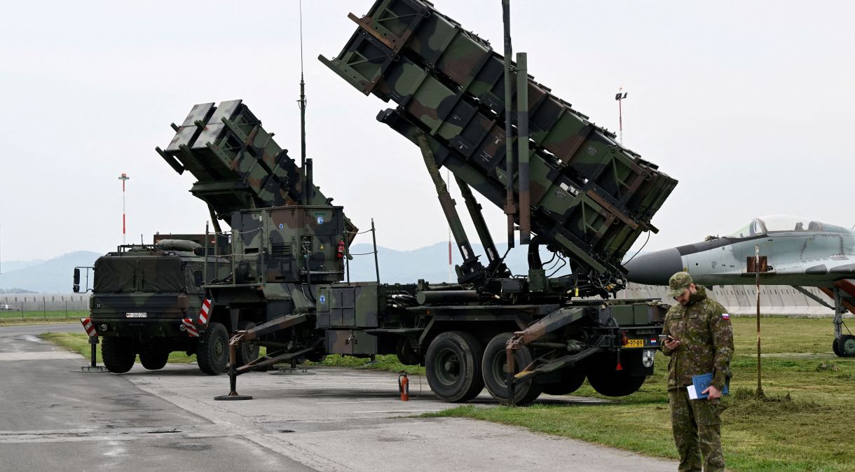 Sistema de defesa contra mísseis Patriot reforçam defesas ucranianas