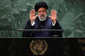 Ameaça foi feita pelo presidente iraniano nesta terça-feira (16)