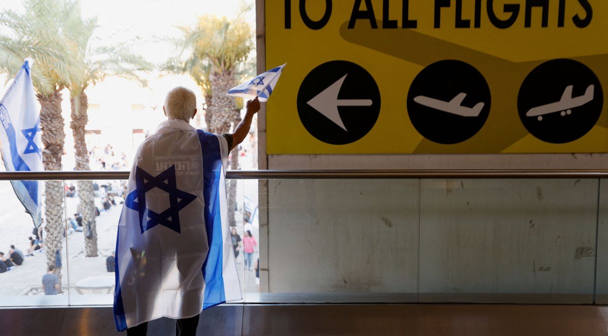 Protesto em aeroporto israelense contra reforma judicial
