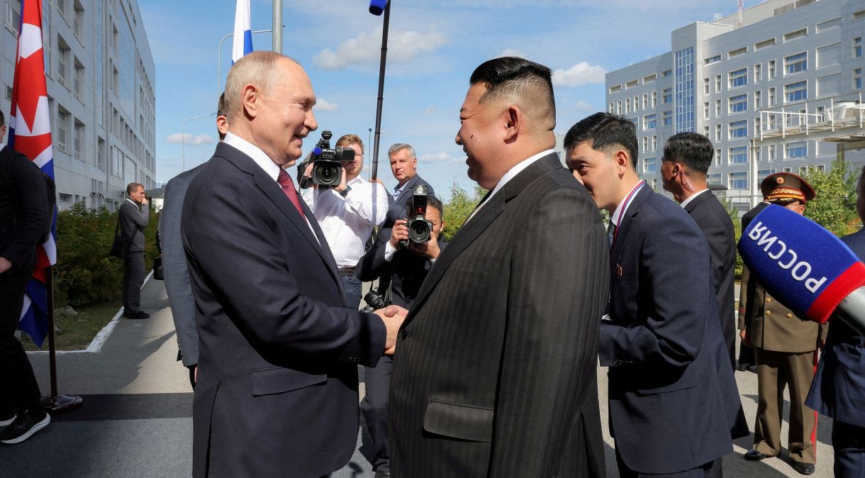 Kim Jong Un e Vladimir Putin se reúnem na Rússia