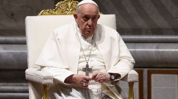 Pontífice de 86 anos realiza reuniões regulares com autoridades do Vaticano aos sábados, bem como audiências privadas