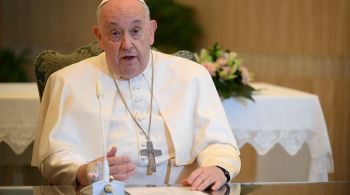 Pontífice limitará atividades nos próximos dias para melhor recuperação