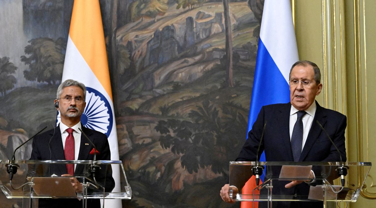 Ministro das Relações Exteriores da Rússia, Sergei Lavrov e ministro das Relações Exteriores da Índia, Subrahmanyam Jaishankar