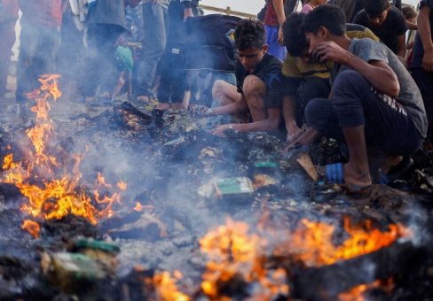 Cresce custo político da campanha militar israelense em Gaza