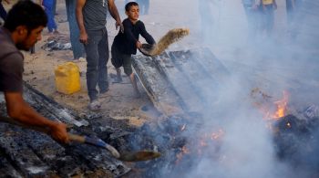 Autoridades palestinas relatam dezenas de mortos na região central da Faixa de Gaza