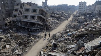 Bombardeios israelenses na região de Jabalia e Nuseirat ainda causaram dezenas de feridos